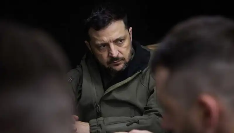 Zelenski'den NATO’ya Sert Mesaj: "Nadir Element Anlaşmasında Yerimiz Yok!"