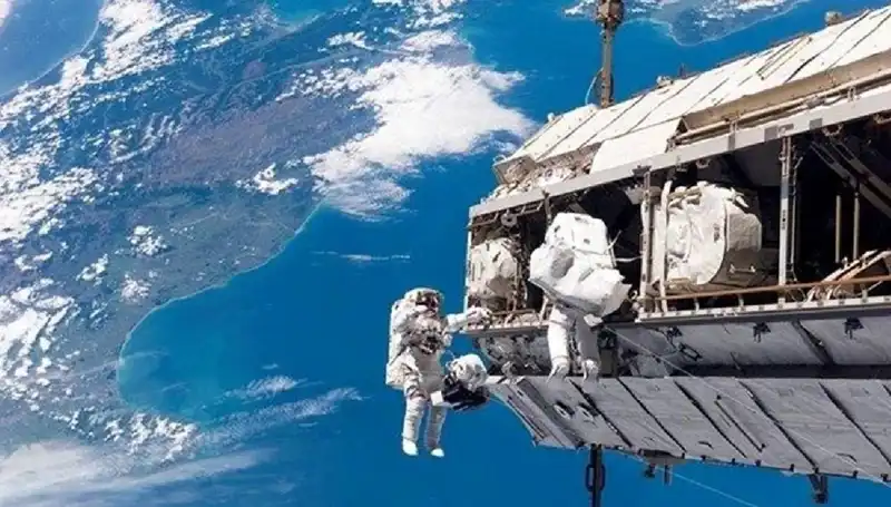NASA ve Rusya Uzay İstasyonu İçin Tarihi Ortaklık Kurdu