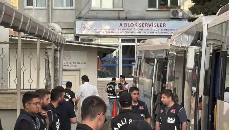 İstanbul'da İBB Soruşturmasında Şok Gelişme: 25 Şüpheli Adliyeye Sevk Edildi!