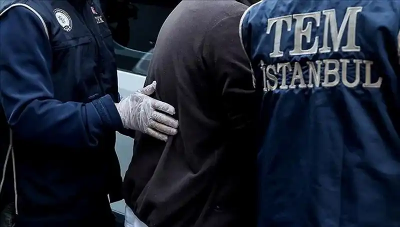 İstanbul'da Şükrü Genç'in de Aralarında Olduğu 35 Kişiye DHKP-C Operasyonu