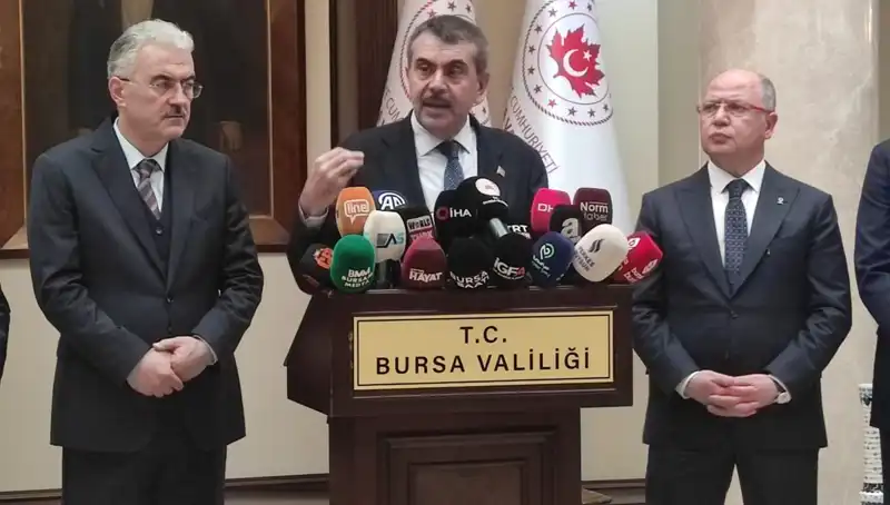 Bakan Tekin, Protesto Katılımcılarına Yaptırım Uyarısında Bulundu