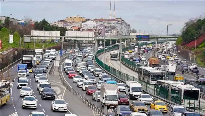 Trafikte Yeni Dönem: Genel Kurul'da Kabul Edilen Cezalar Neleri İçeriyor?