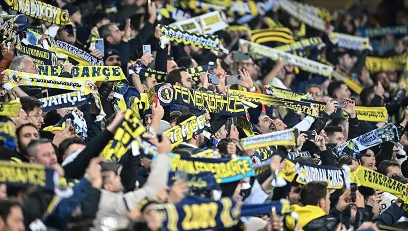Fenerbahçe Kombine Fiyatları Açıklandı: Taraftarları Uğurla Bekleyen Sürprizler!