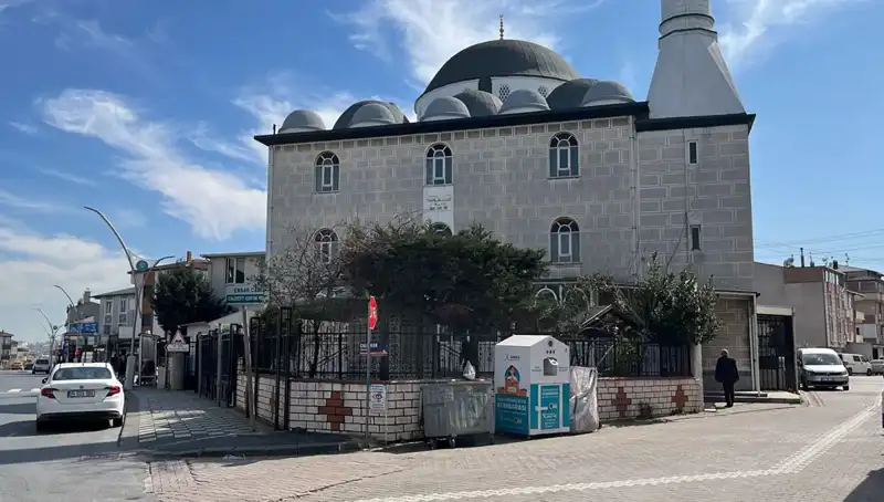 Cami Tuvaletinde Bulunan Ceset, Şehirde Şok Yarattı