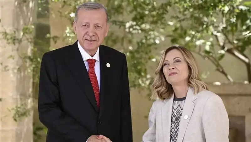 İstanbul’da Akdeniz Zirvesi: Liderler İş Birliği İçin Toplanıyor