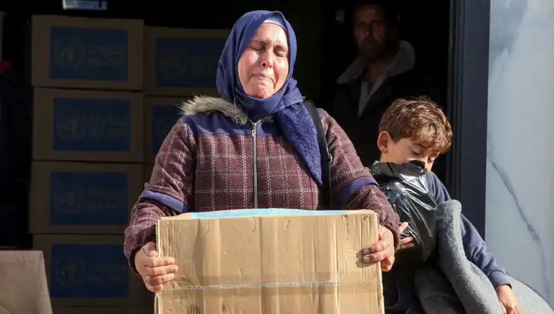 İsrail'in Gazze'ye İnsani Yardım Girişi Durdu: Neler Oluyor?